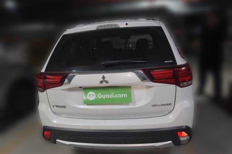 Used Mitsubishi Outlander 2016 2.4L 4x4 Elite Edition 5 Seats