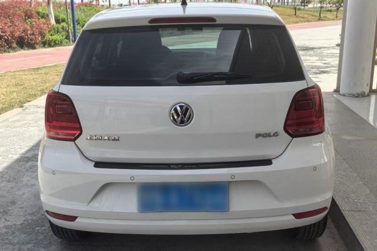 Used Volkswagen Polo 2014 1.4L Automatic Comfort Edition
