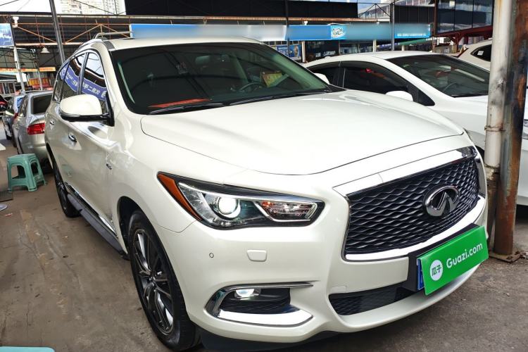 Used Infiniti QX60 2018 2.5 S/C Hybrid Two-Wheel-Drive Excellence Edition China VI Standard Front Right 45 Deg