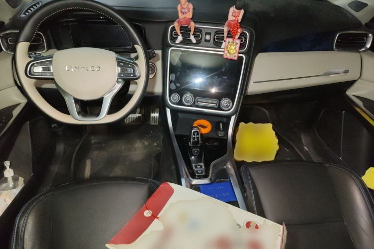 Used Lynk & Co 01 2017 2.0T Two-Wheel Drive Zhaopu Version
