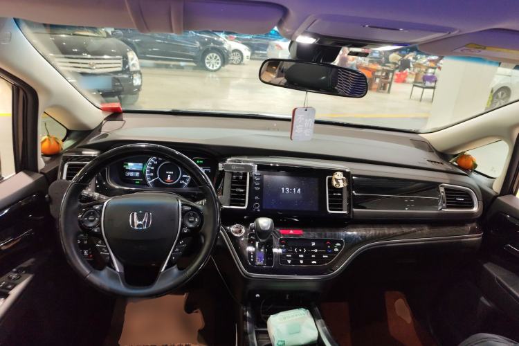 Used Honda Elysion 2019 2.0L Hybrid Luxury Edition
