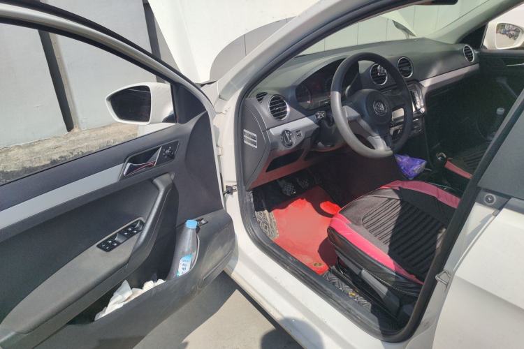 Used Volkswagen Jetta 2015 Zhuihui Edition 1.6L Manual Comfort Model