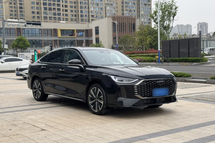 Used Chery Arrizo 8 PRO 2025 Pro 1.6T Comfort Version Exterior 2