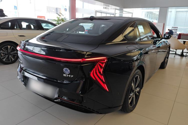 Used Hongqi EH7 2025 600 Smart Selection Edition