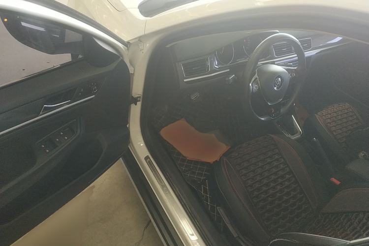 Used Volkswagen C-TREK 2018 1.5L Automatic Comfort Model
