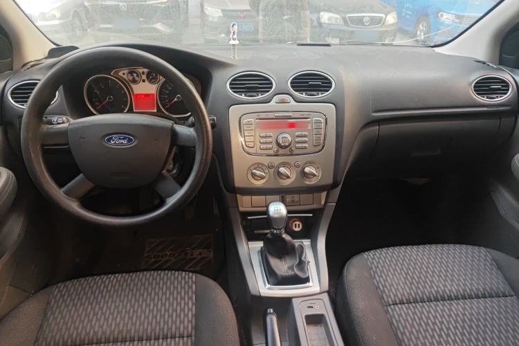 Used Ford Focus 2011 Hatchback 1.8L Manual Comfort Model
