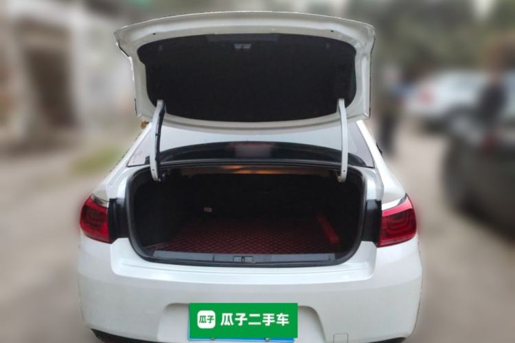 Used Citroen C4 Sega 2016 1.6L Manual Luxury Model
