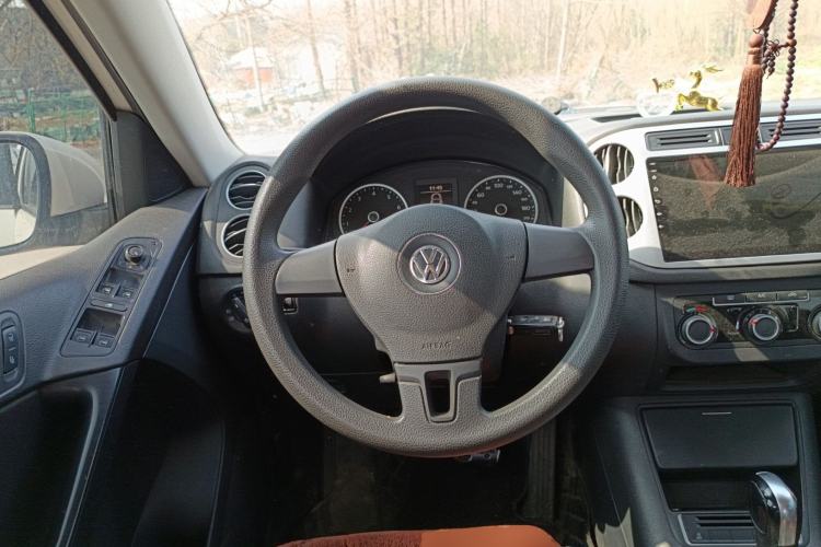 Used Volkswagen Tiguan 2015 1.8TSI Automatic Two-Wheel Drive Trend Edition Steering Wheel