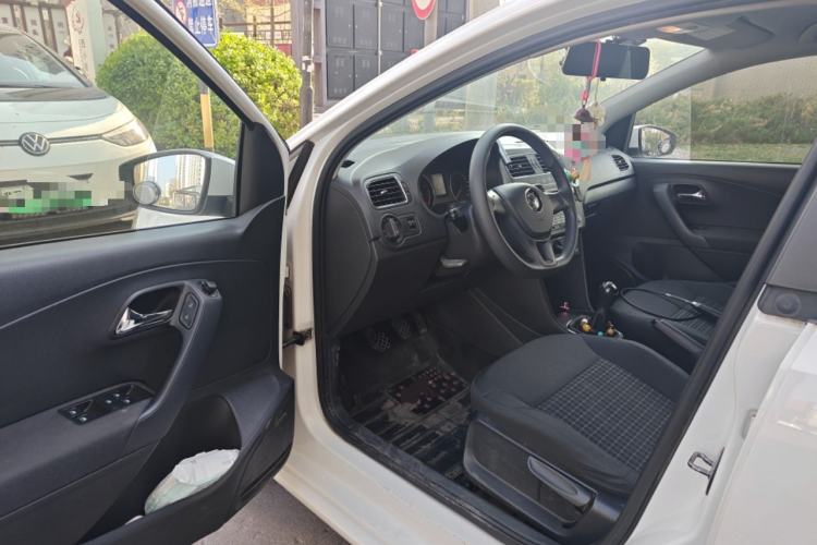 Used Volkswagen Polo 2014 1.4L Manual Comfort Edition Driver Seat