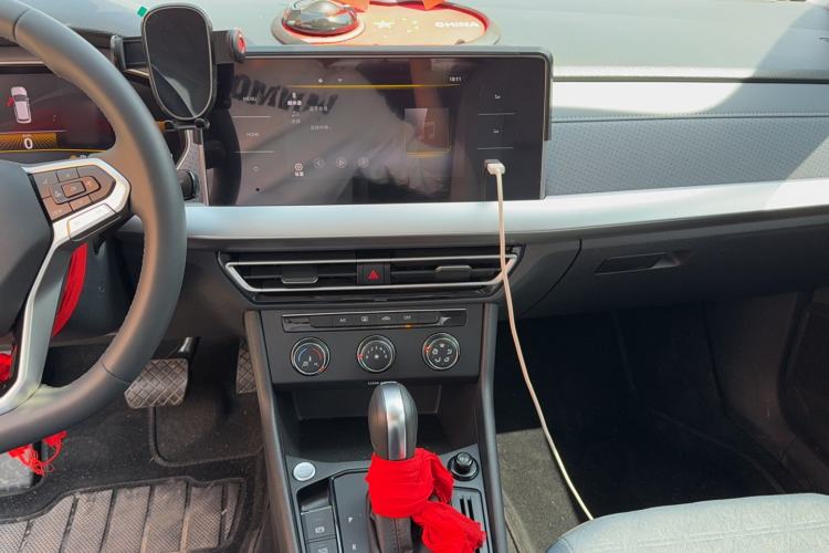 Used Volkswagen Lavida 2024 300TSI DSG Full-Comfort Edition Audio And AC Panel