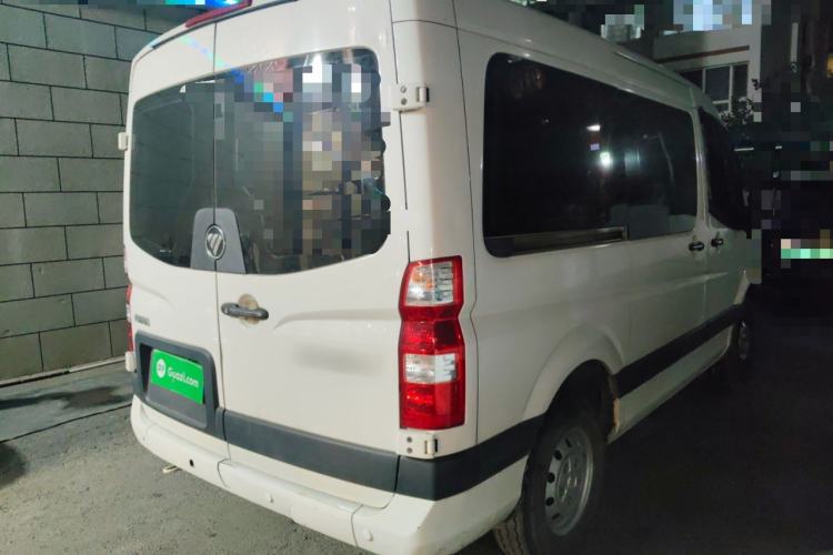 Used Foton Toano 2023 2.0T Manual Urban Version Short Wheelbase Low Roof with Single Rear Tire Available in 5/6/9-Seater Configurations