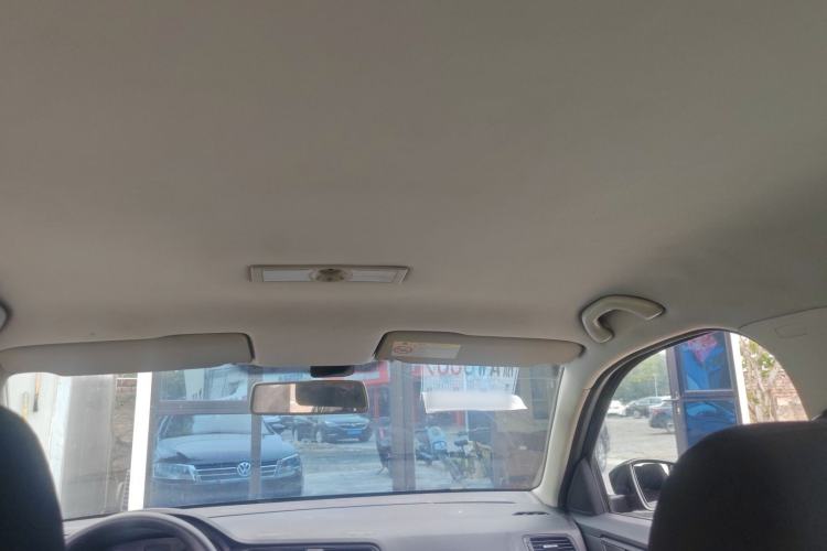 Used Volkswagen Lavida 2013 Revised Classic 1.6L Automatic Fashion Edition Headliner