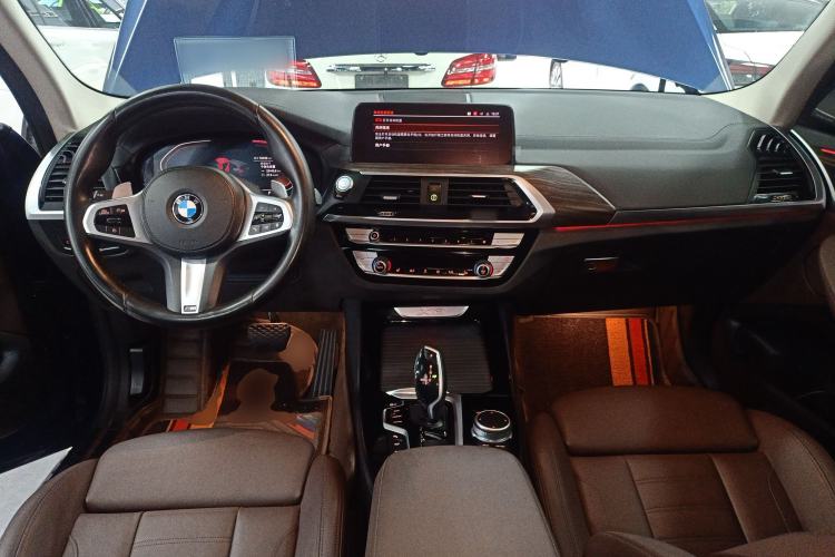 Used BMW X3 2021 xDrive28i M Sport Package Center Console