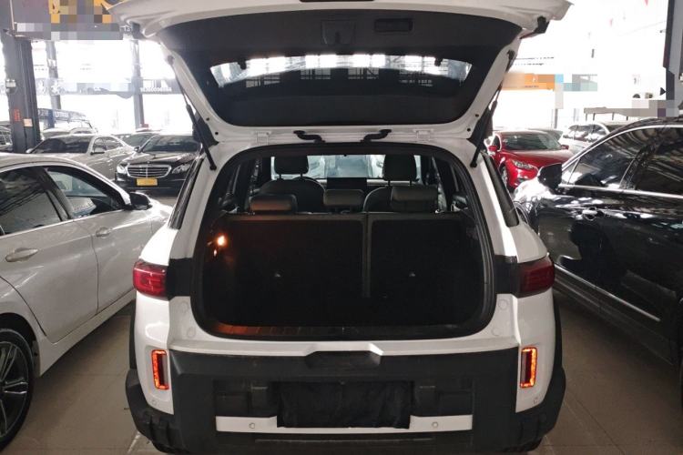 Used Geely Auto Cowboy 2025 1.5TD Trendy Play Edition Trunk