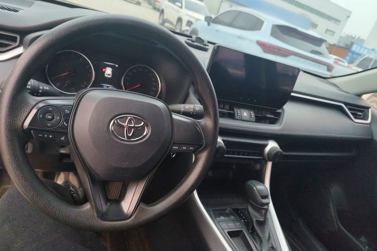 Used Toyota Wildlander 2023 2.0L CVT Two-Wheel Drive Leading Edition