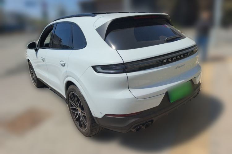 Used Porsche Cayenne 2024 Cayenne 3.0T Rear Left 45 Deg