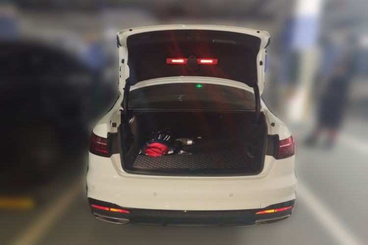 Used Audi A4L 2022 40 TFSI Luxury Dynamic Model