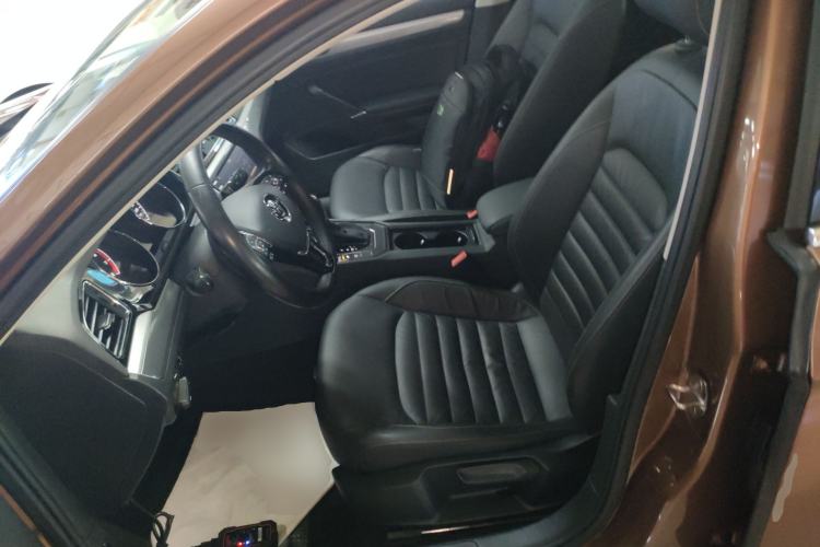 Used Volkswagen Lamando 2018 280TSI DSG Comfort Edition Left Front Seat