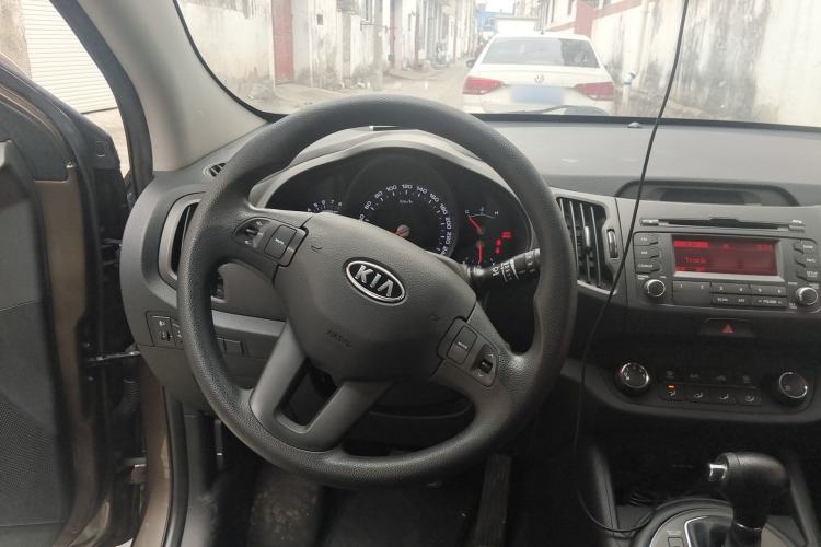 Used Kia Sportage R 2012 2.0L Automatic Two-Wheel Drive GL Trim Steering Wheel