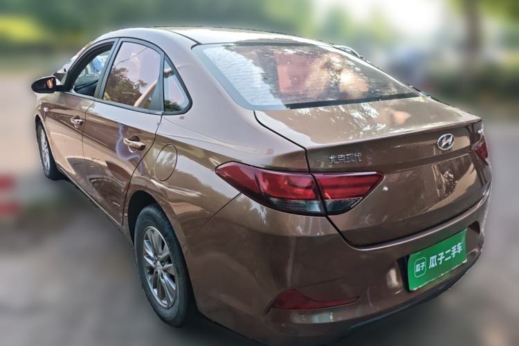 Used Hyundai Celesta 2017 1.6L Automatic Enjoyment Version GLS
