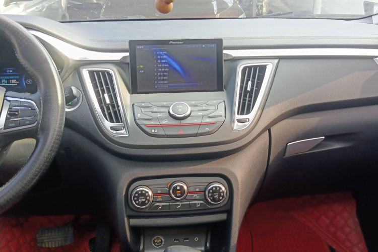 Used Soueast DX7 2017 1.5T Automatic Luxury Model