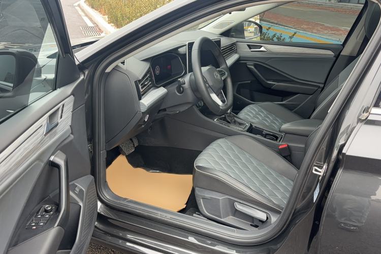 Used Volkswagen Sagitar 2023 300TSI DSG Excellence Edition
