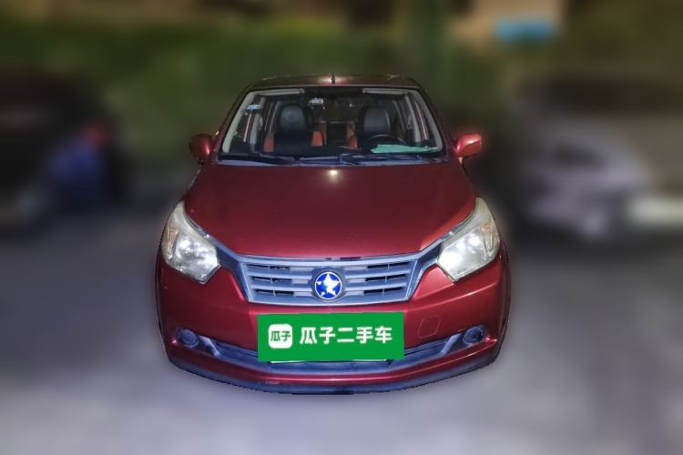 Used Venucia R50 2013 1.6L Manual Fashion Edition Front