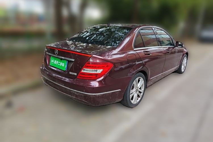 Used Mercedes-Benz C-Class 2011 C 200 CGI Fashion Model Rear Right 45 Deg