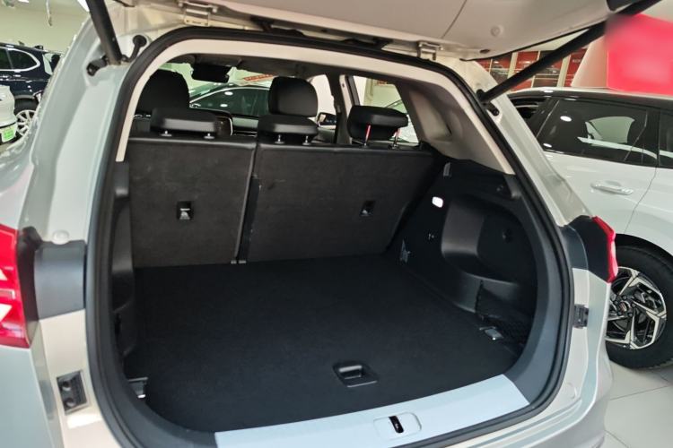 Used Hongqi HS5 2022 Facelifted Version 2.0T Smart Connect Flagship All-Wheel-Drive Edition
