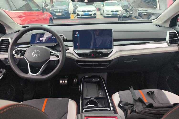 Used Volkswagen ID.6 CROZZ 2022 Long-Range Lite PRO Edition