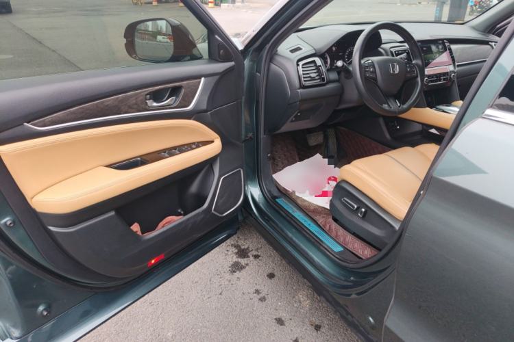 Used Honda UR-V 2020 370TURBO Two-Wheel Drive Luxury Edition
