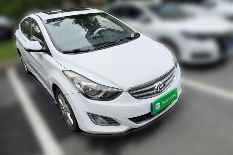 Used Hyundai Elantra (5th Generation / Langdong) 2012 1.6L Manual Leading Model Front Right 45 Deg