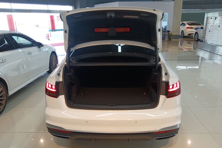 Used Audi A4L 2022 40 TFSI Fashion Dynamic Model Trunk