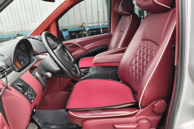 Used Mercedes-Benz Vito 2013 3.0L Elite Edition Left Front Seat