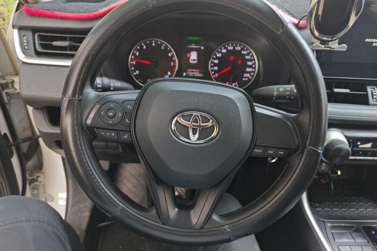 Used Toyota Wildlander 2023 2.0L CVT Two-Wheel Drive Leading Edition
