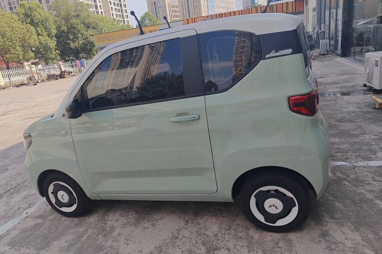 Used Wuling Hongguang MINIEV 2021 Macaron Premium Model – Lithium-NMC