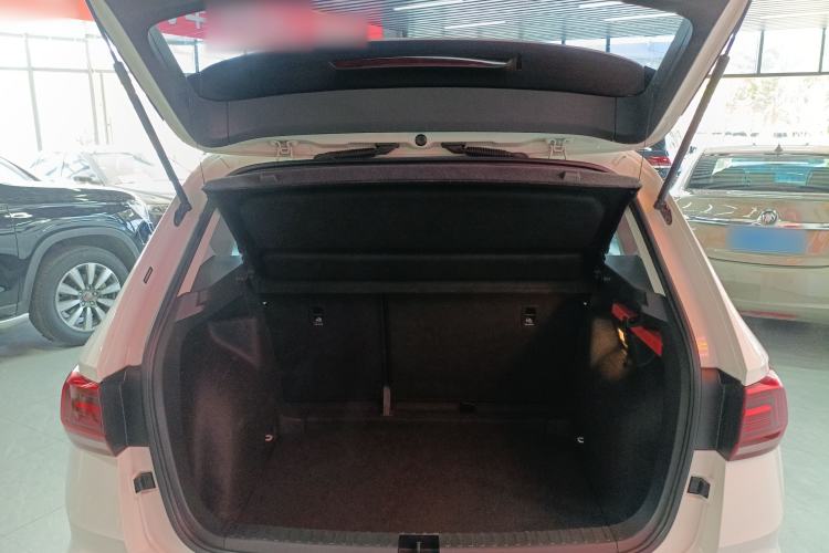 Used Volkswagen Tharu 2022 280TSI Two-Wheel-Drive Luxury Edition