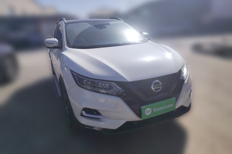 Used Nissan Qashqai 2022 2.0L CVT XV Premier Luxury Edition Front Right 45 Deg