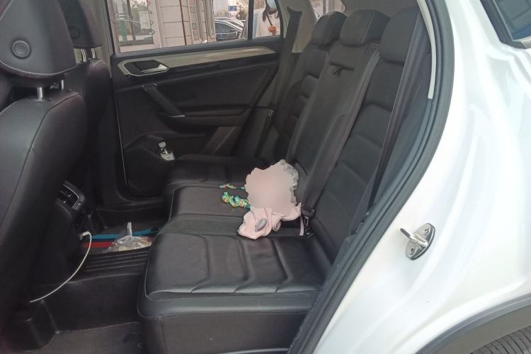 Used Volkswagen Tayron 2019 330TSI Two-Wheel-Drive Luxury Version China V Emission Standard Left Rear Seat