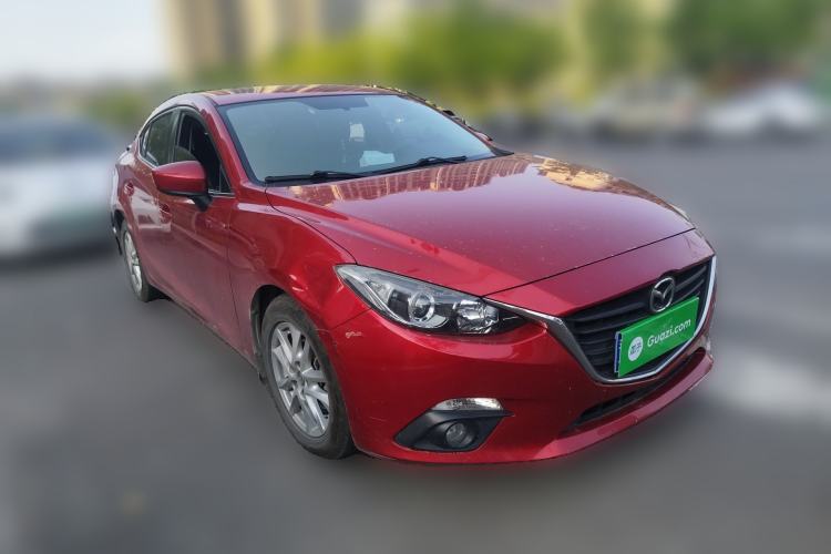 Used Mazda 3 Axela 2016 Sedan 1.5L Automatic Luxury Model