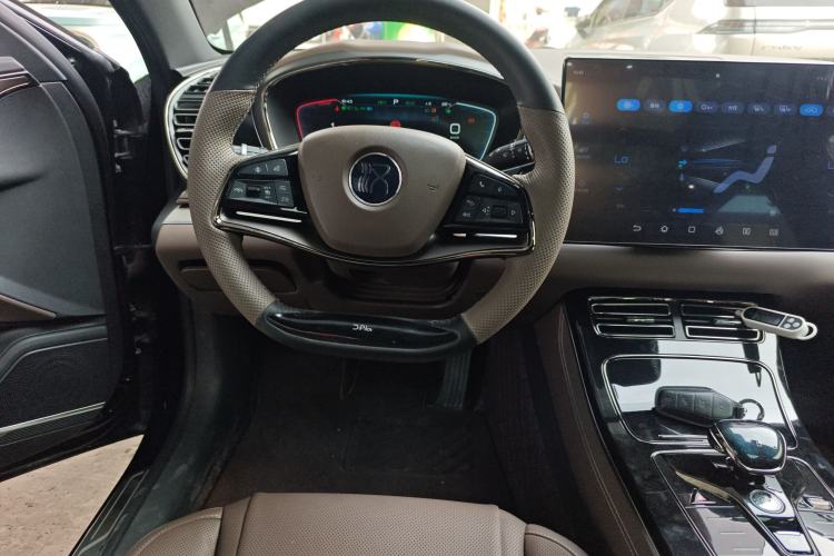 Used BYD Han 2023 DM-i Champion Edition 121KM Prestige Model Steering Wheel