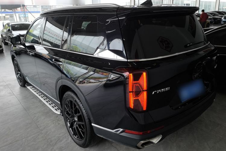 Used GAC Trumpchi GS8 2024 Linghang Series 2.0 TGDI Two-Wheel Drive Luxury Smart Connectivity Version
