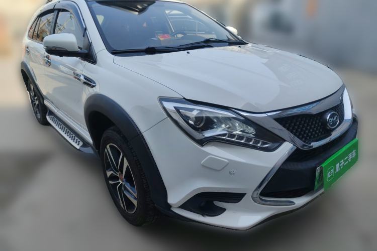 Used BYD Tang New Energy 2015 2.0T Four-Wheel-Drive Flagship Model