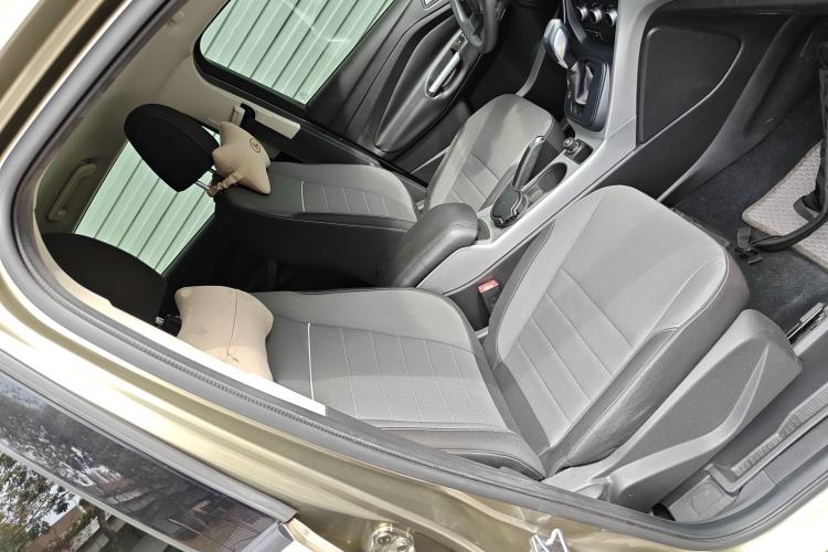 Used Ford Kuga 2013 1.6L GTDi Two-Wheel-Drive Comfort Model