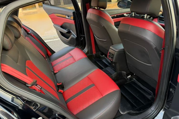 Used Dongfeng Aeolus Yixuan 2021 230T Automatic Hunter Edition