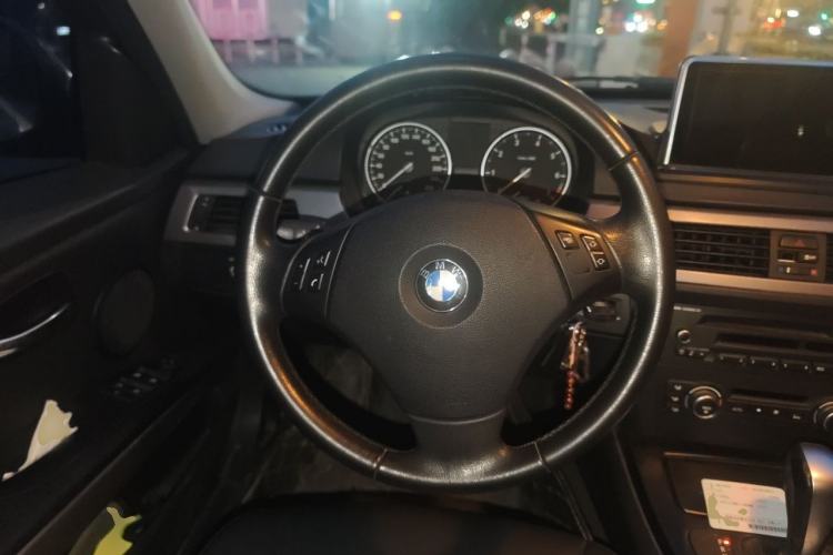Used BMW 3 Series 2012 318i Leading Model
