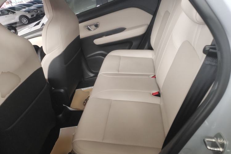 Used Wuling Bingo PLUS 2024 510 km Flagship Edition Four-Seater Version
