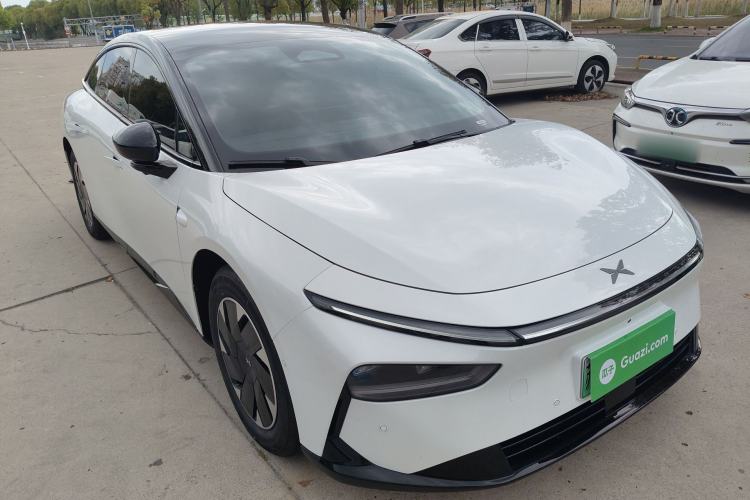 Used XPeng P7+ 2024 Long-Range Max Front Right 45 Deg