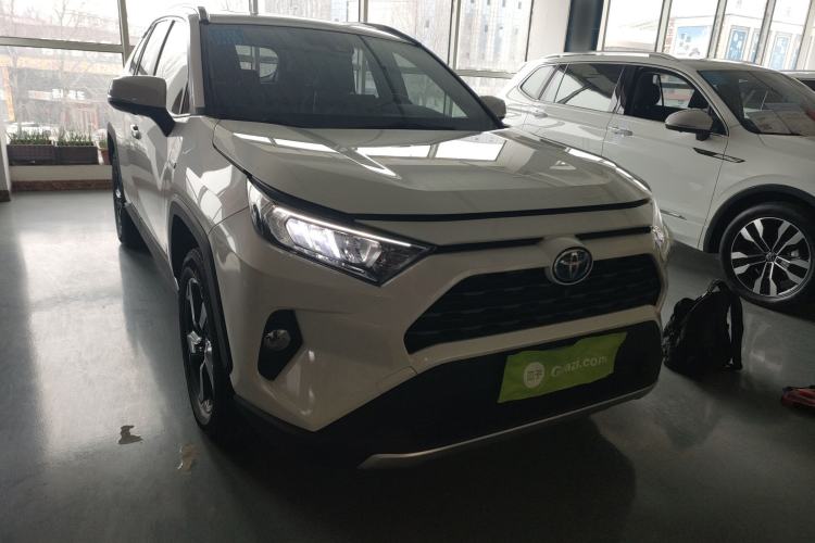 Used Toyota RAV4 2020 Dual-Engine 2.5L E-CVT 4x4 Elite PLUS Edition