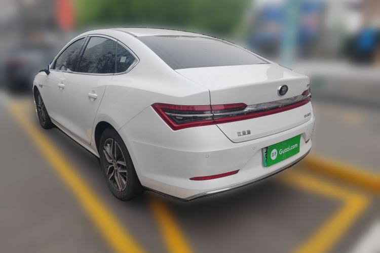 Used BYD Qin Pro New Energy 2019 EV Super Edition High-Power Smart Connect Luxurious Model
